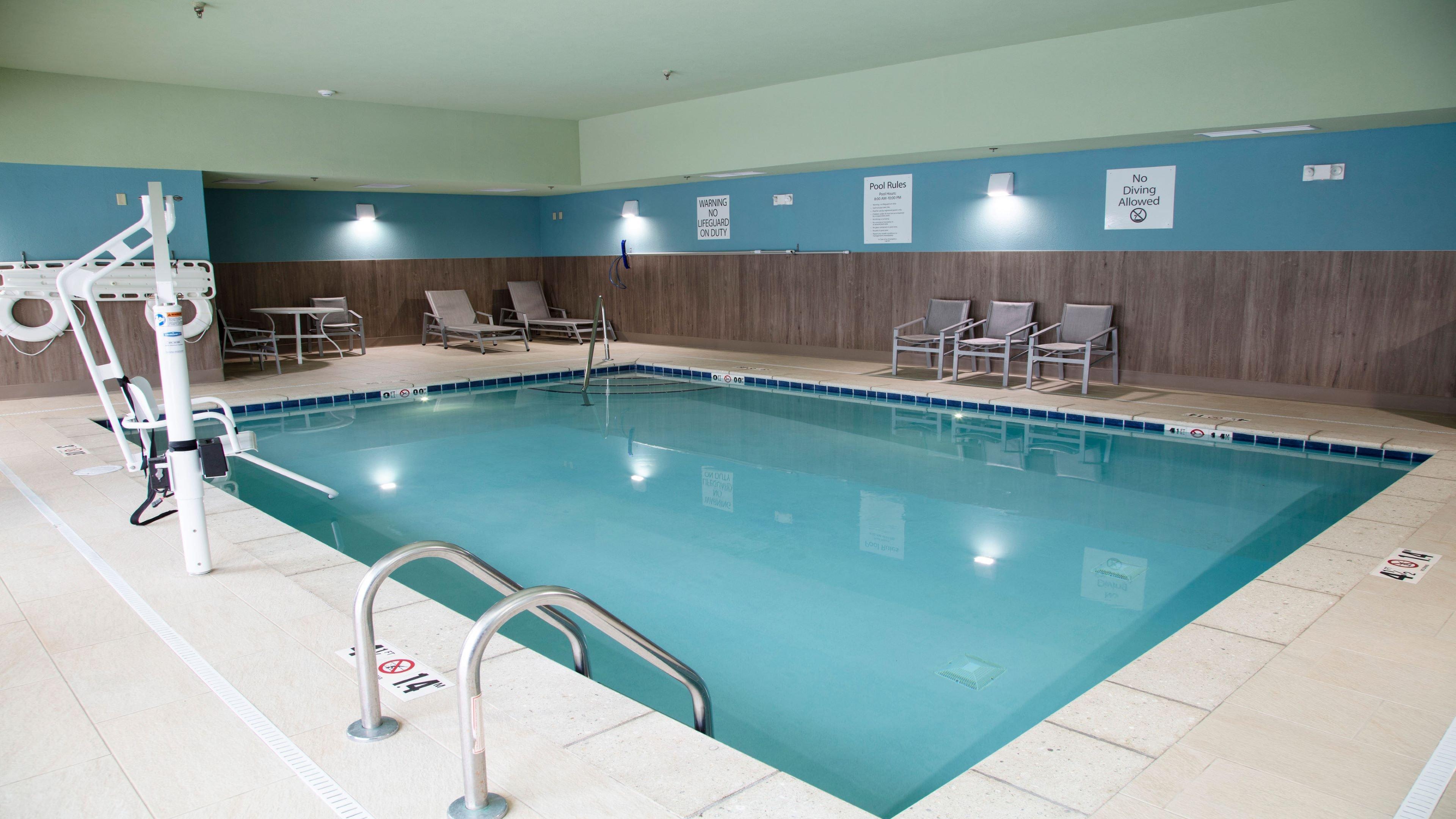 Holiday Inn Express & Suites - Marion By Ihg Buitenkant foto