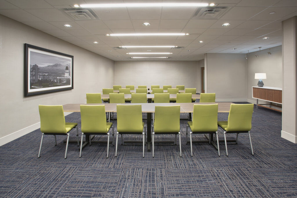 Holiday Inn Express & Suites - Marion By Ihg Buitenkant foto